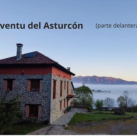El Conventu Del Asturcon Vendégház Lago  Kültér fotó
